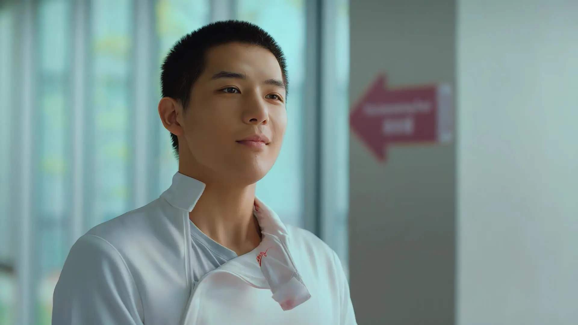 吉尔吉斯斯坦男篮在非洲锦标赛上拼搏,期待突破,吉尔吉斯斯坦 男旗手