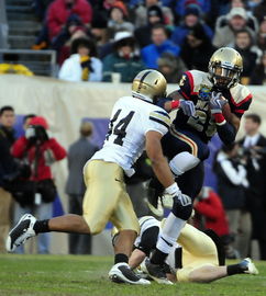 九游sports-200蝶滑行距离：美选手更擅前段推进，滑蝶游身步